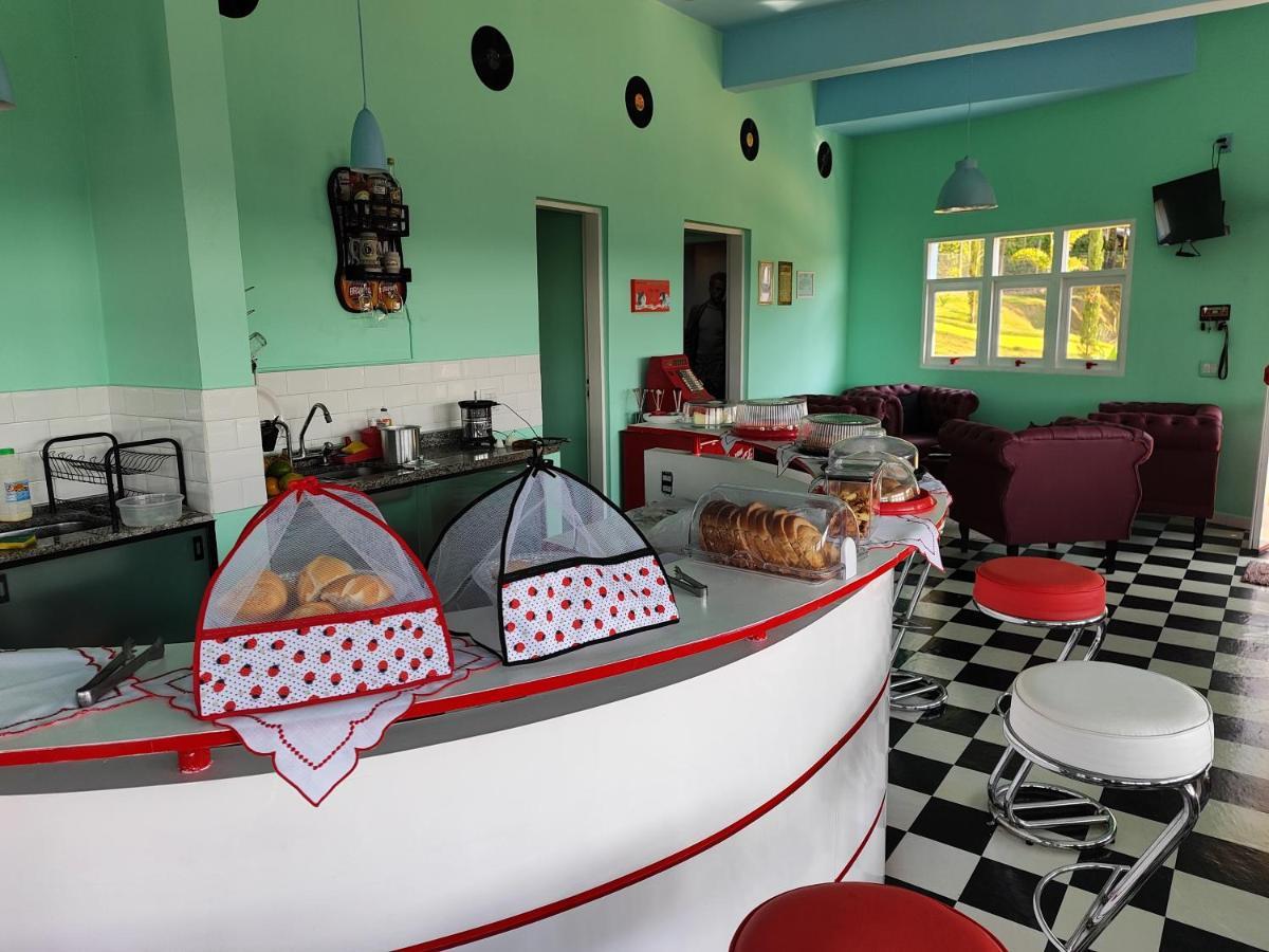 Casa Abacaxi, Vila Magica Bueno Brandão Esterno foto